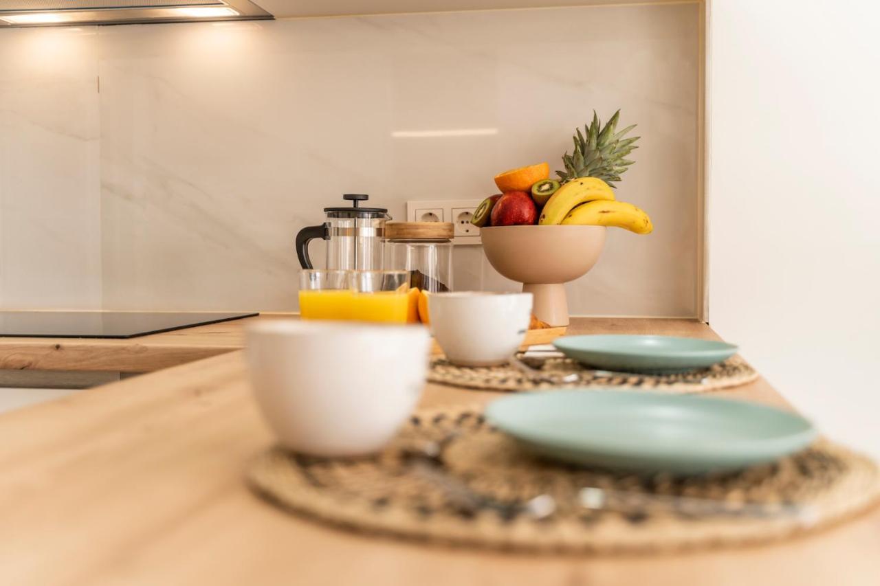 Modern Beach Apartment Romana Playa 723 In Marbella, Elviria Eksteriør billede