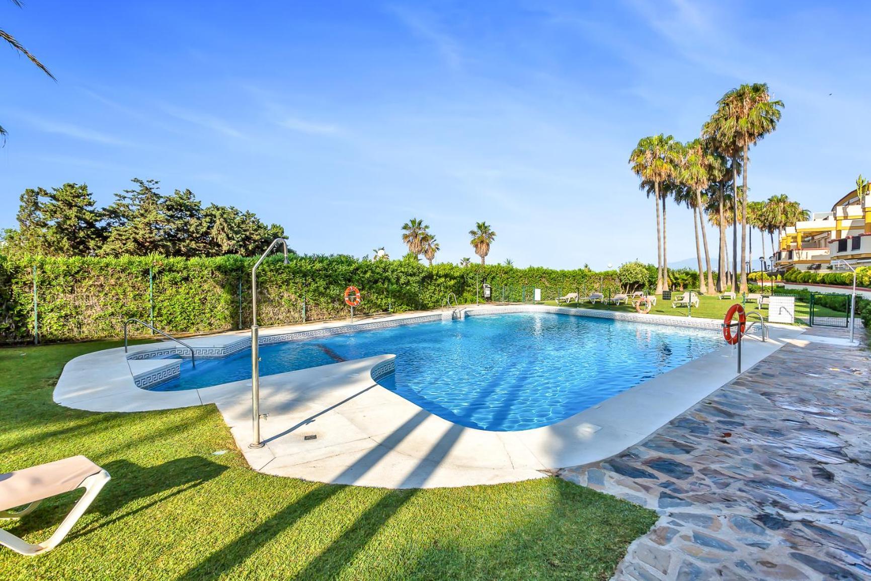 Modern Beach Apartment Romana Playa 723 In Marbella, Elviria Eksteriør billede