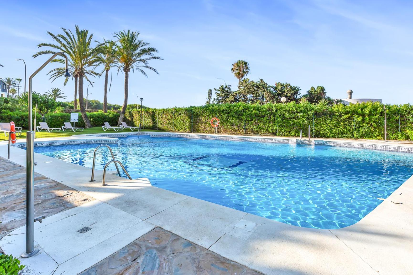 Modern Beach Apartment Romana Playa 723 In Marbella, Elviria Eksteriør billede